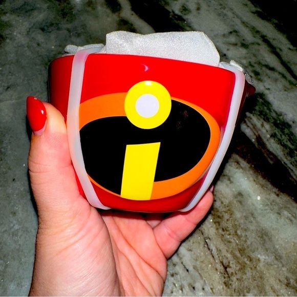 New Rae Dunn Disney Pixar Incredibles Red Nesting Measuring Cups, Set Of Four - Picture 1 of 4